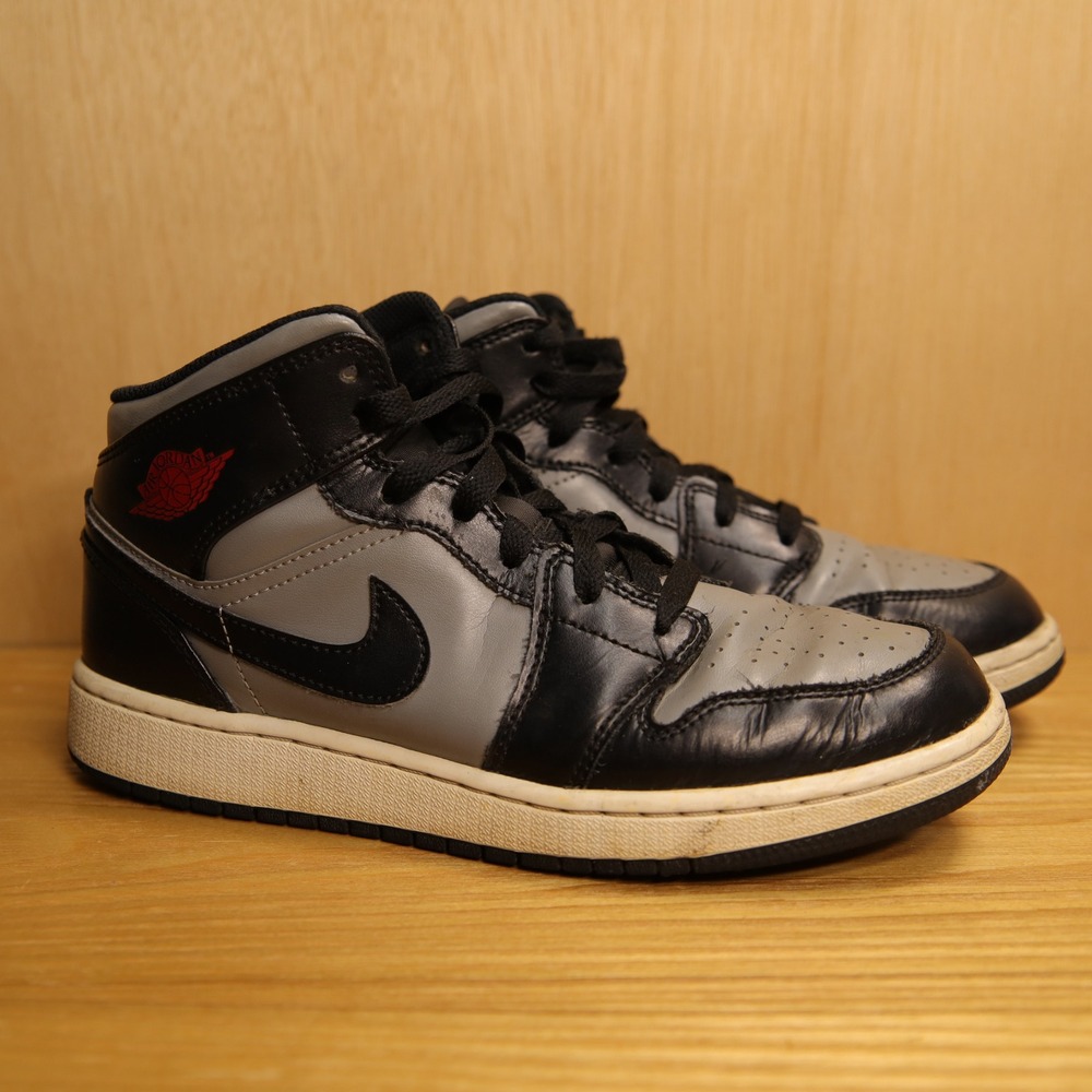 Nike Air Jordan 1 Mid Shadow Red Black Particle Grey 554725-096 GS Size 6.5Y